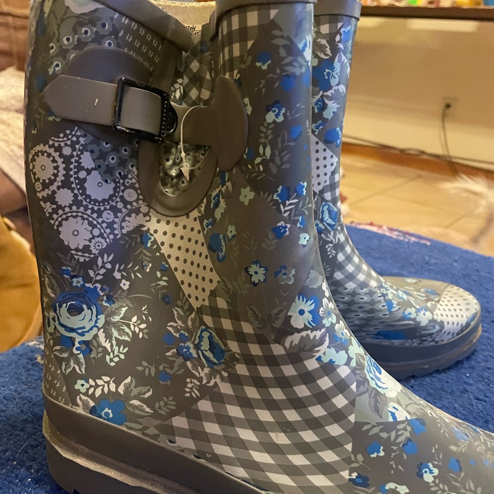 Floral Gray and Blue Women's Rain Boots